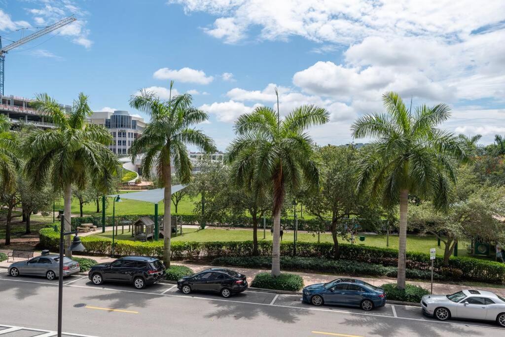 Stunning In Downtown Doral Appartamento Miami